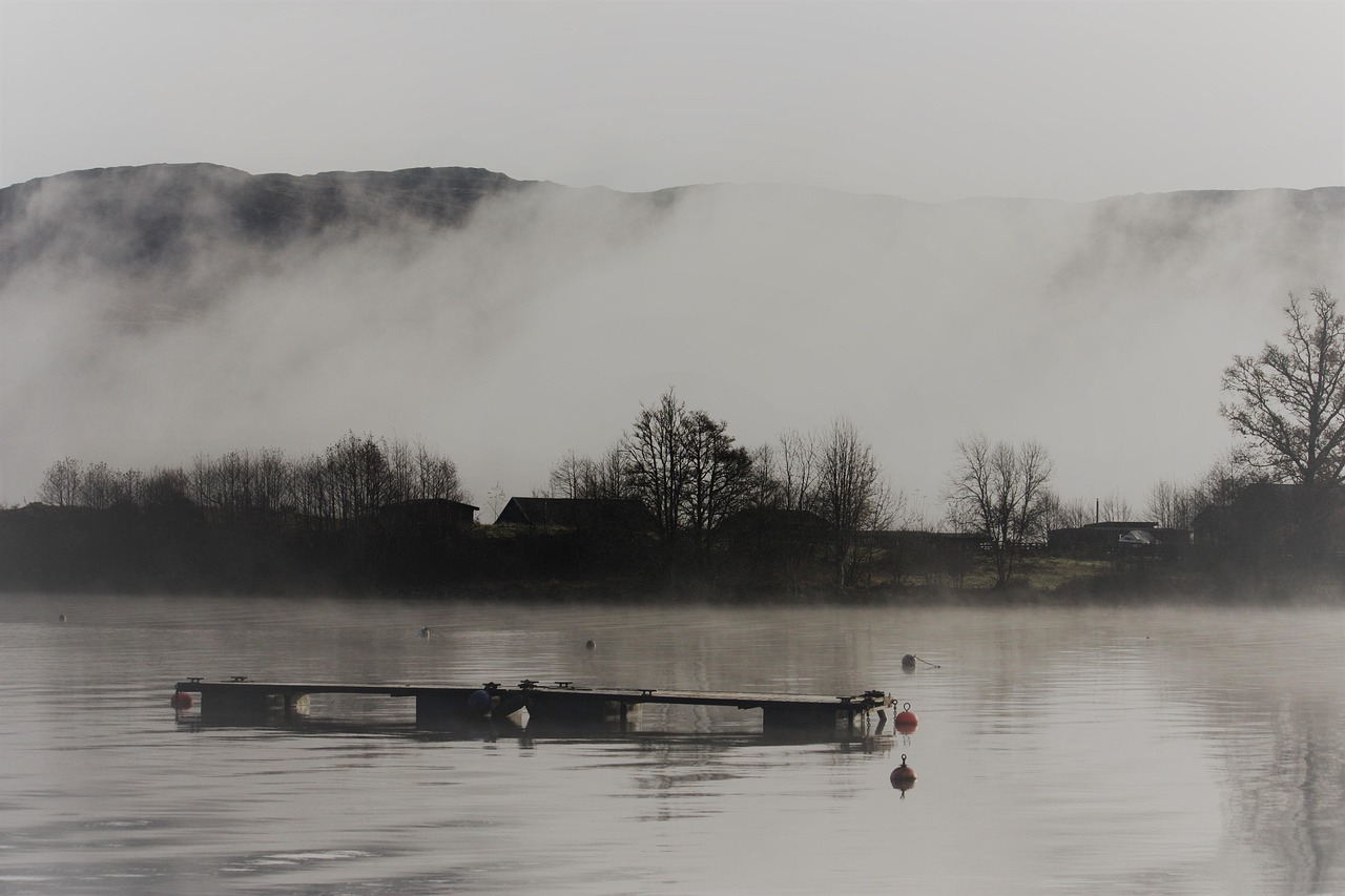 lake-5018609_1280