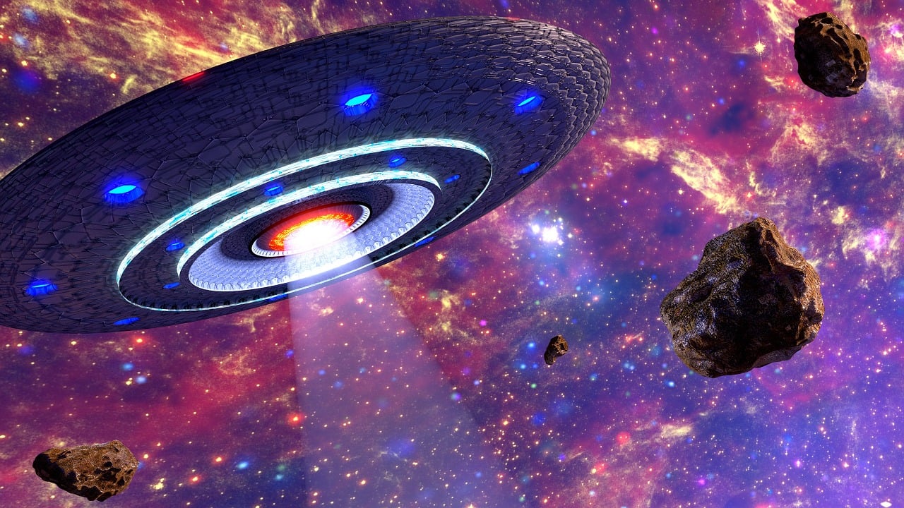 mastertux-ufo-788746_1280
