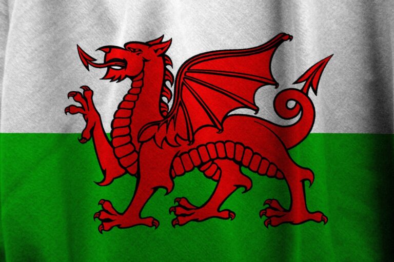 thedigitalartist-wales-4594435_1920